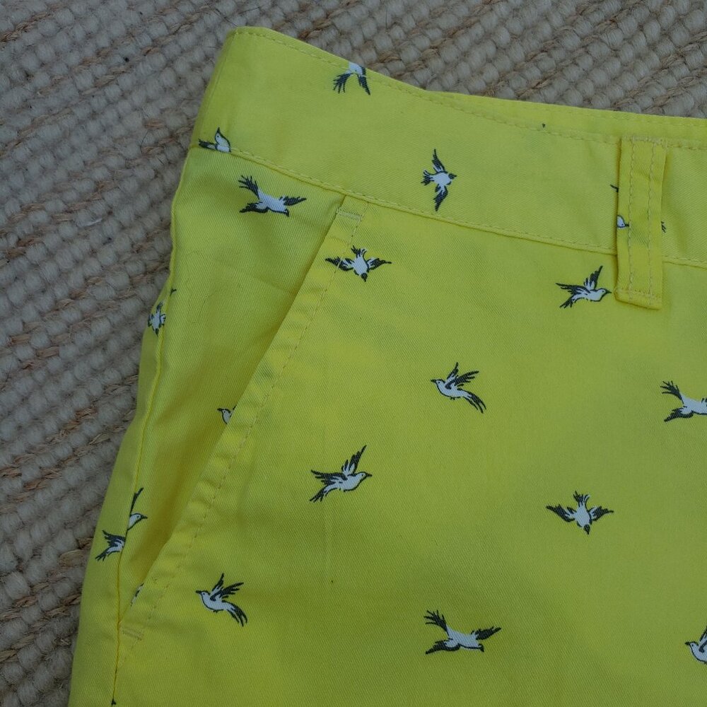 Merona yellow 'flying bird' cotton shorts - size 12 - Picture 4 of 7